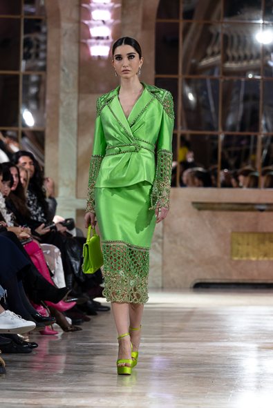 Look 10