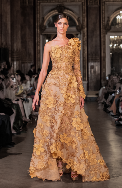 Look 16
