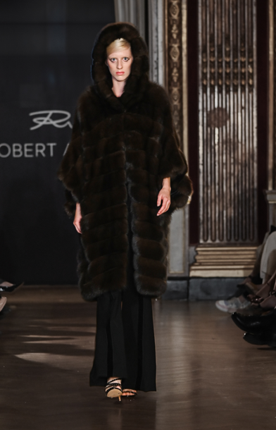 Look 37